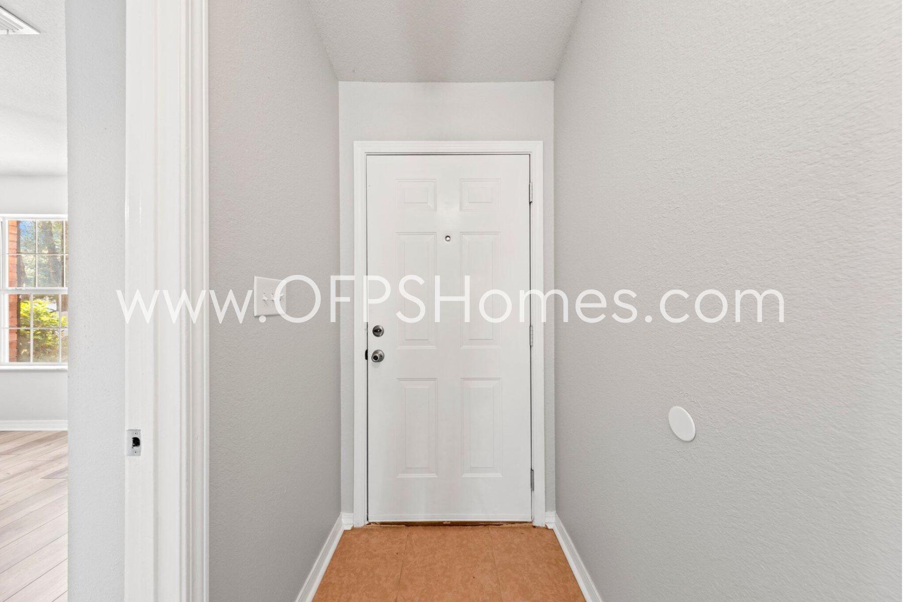 107 Cabana Way Crestview, FL 32536 - Photo 2 of 21 Front Of Building