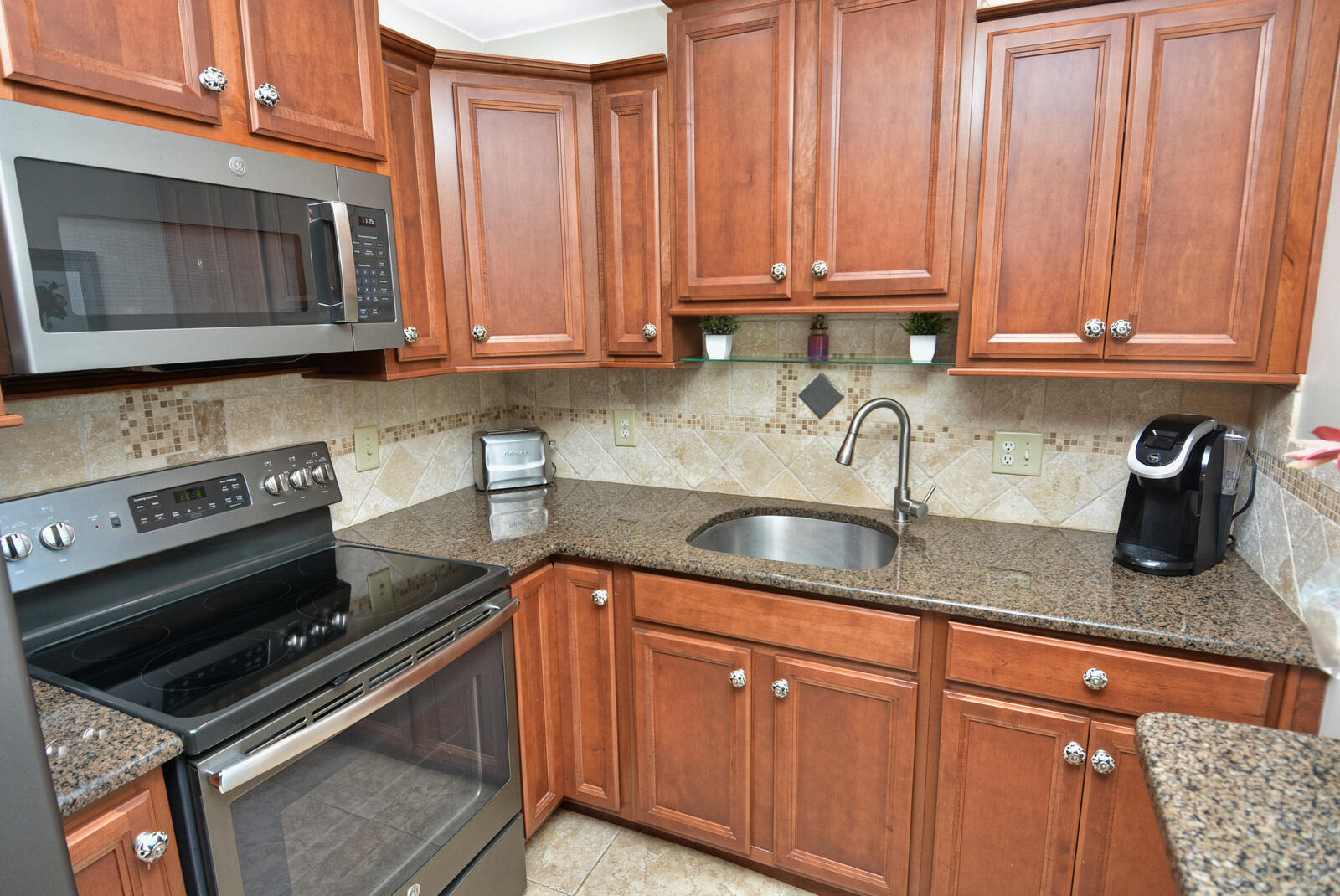 1225 Northwest 21st Street, Unit 3105 Stuart, FL 34994 - Photo 16 of 58 DSC_9045 N