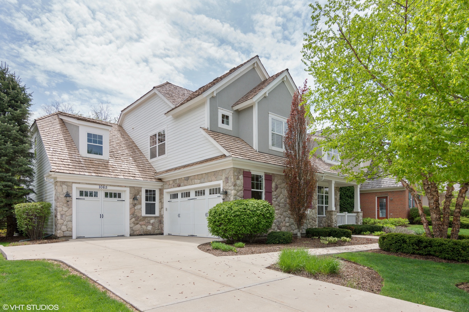 1065 Ridgeview Drive Inverness, IL 60010 - Photo 2 of 25