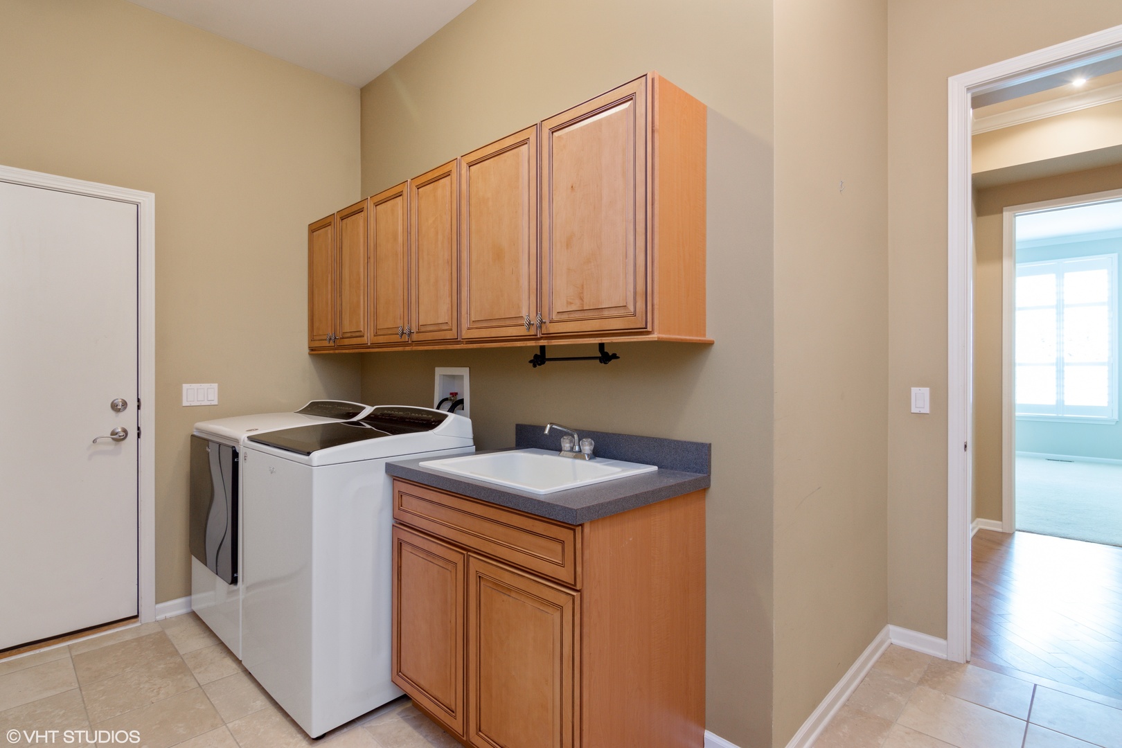 1065 Ridgeview Drive Inverness, IL 60010 - Photo 12 of 25
