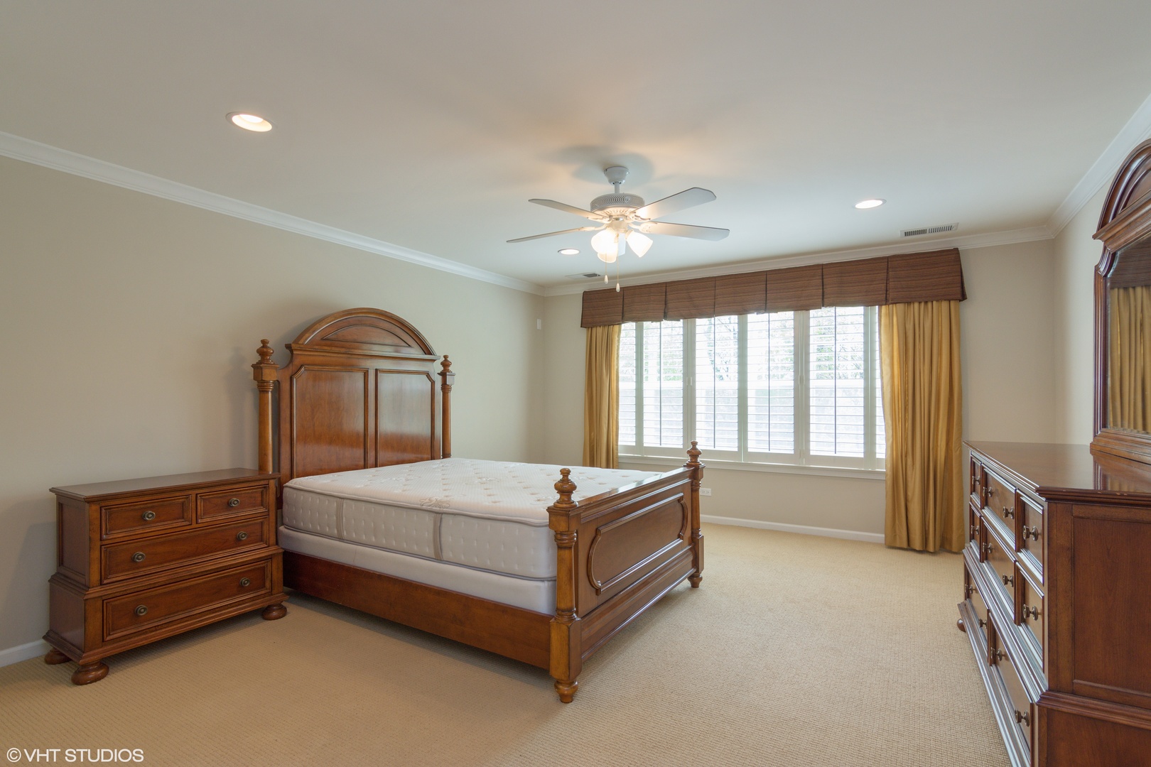 1065 Ridgeview Drive Inverness, IL 60010 - Photo 16 of 25