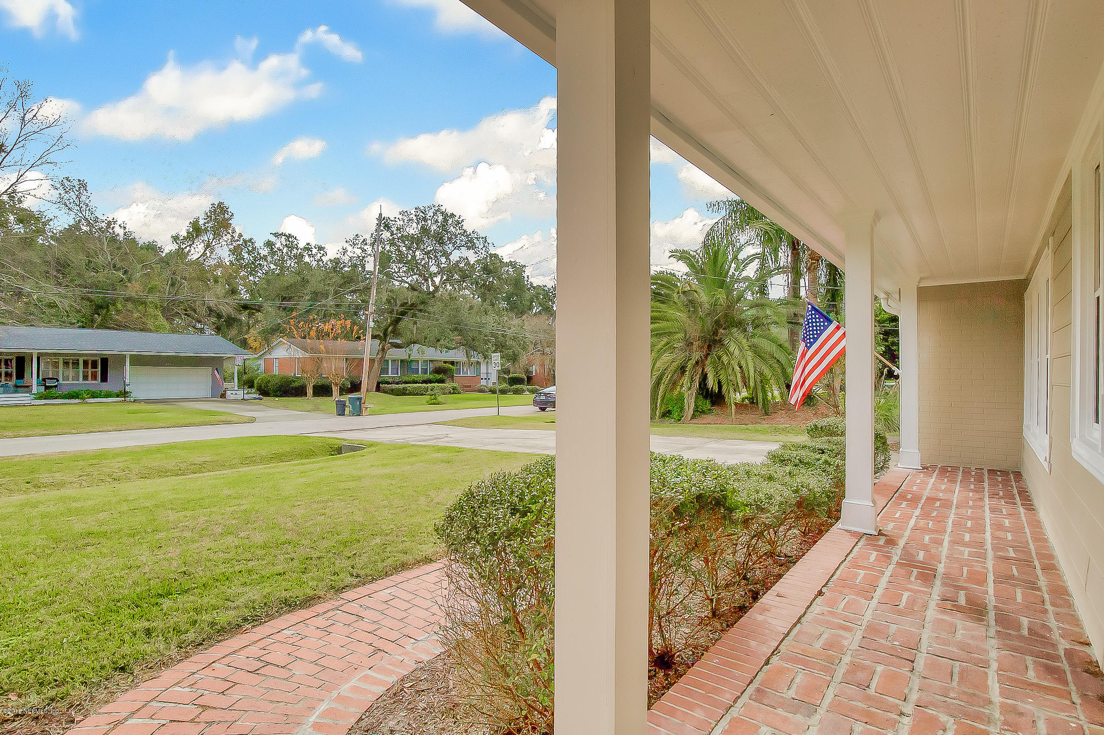 4601 Nottingham Road Jacksonville, FL 32210 - Photo 6 of 46 Front Porch