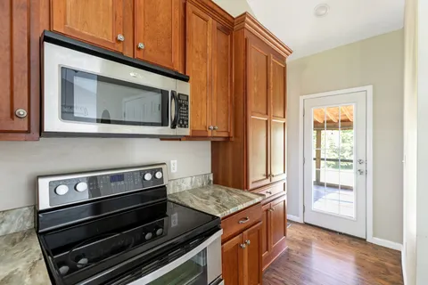 $434,999 | 2373 Hampshire Pike, Columbia, TN 38401