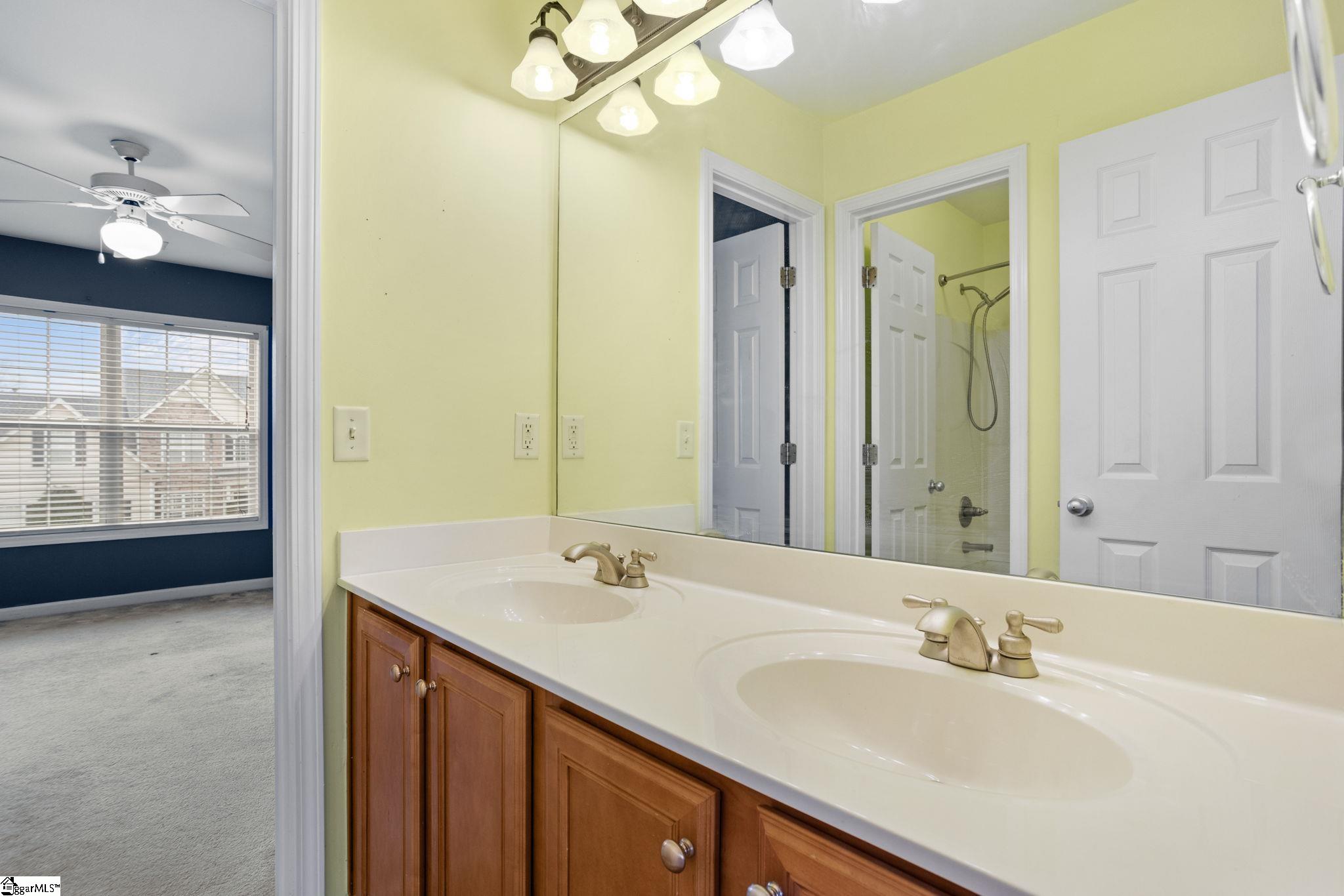 10 Braeburn Drive Simpsonville, SC 29681 - Photo 19 of 32