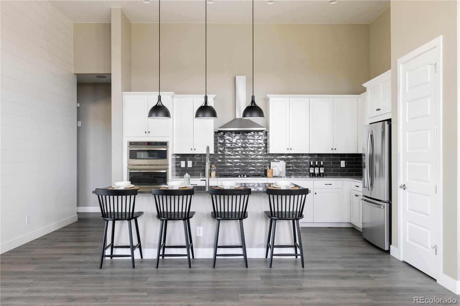 3947 Breakcamp Court Castle Rock, CO 80108 - Photo 7 of 36