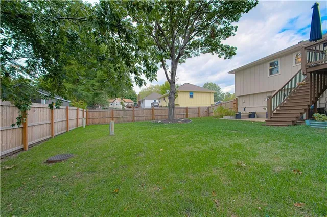 $400,000 | 15113 West 91st Place, Lenexa, KS 66219