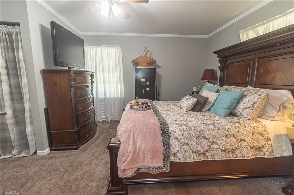 207 Linville Road Mount Airy, NC 27030 - Photo 9 of 18 Gallery Image 9