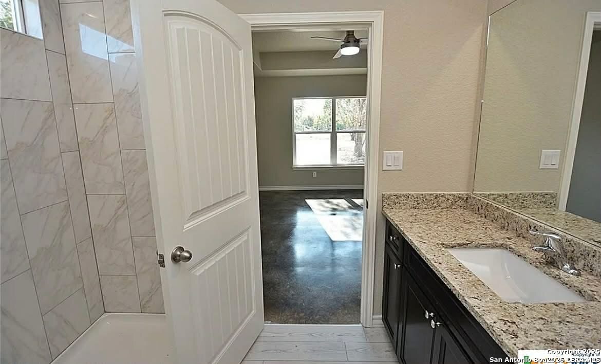 247 Remington Road Spring Branch, TX 78070 - Photo 10 of 22