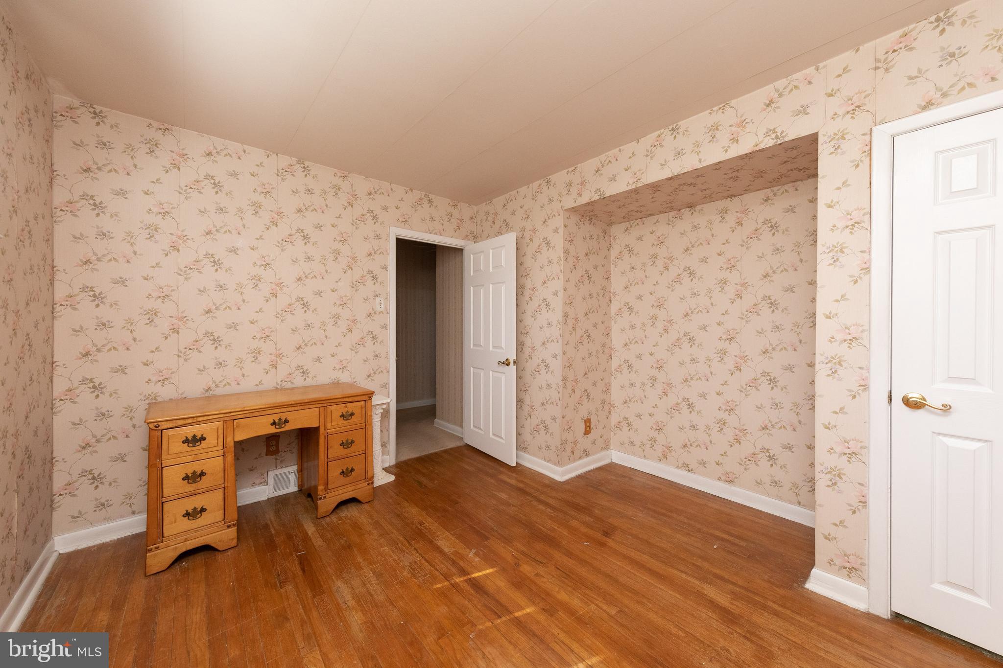 172 Abbott Road Hatboro, PA 19040 - Photo 17 of 20
