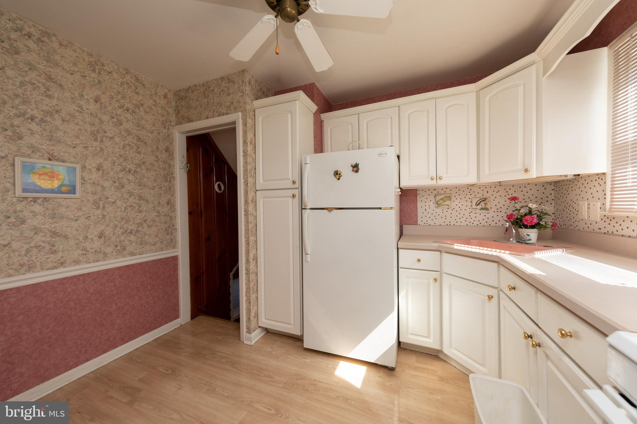 172 Abbott Road Hatboro, PA 19040 - Photo 8 of 20