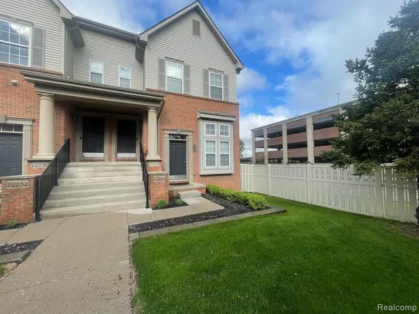 $224,900 | 22264 Abbey Lane, Dearborn, MI 48124