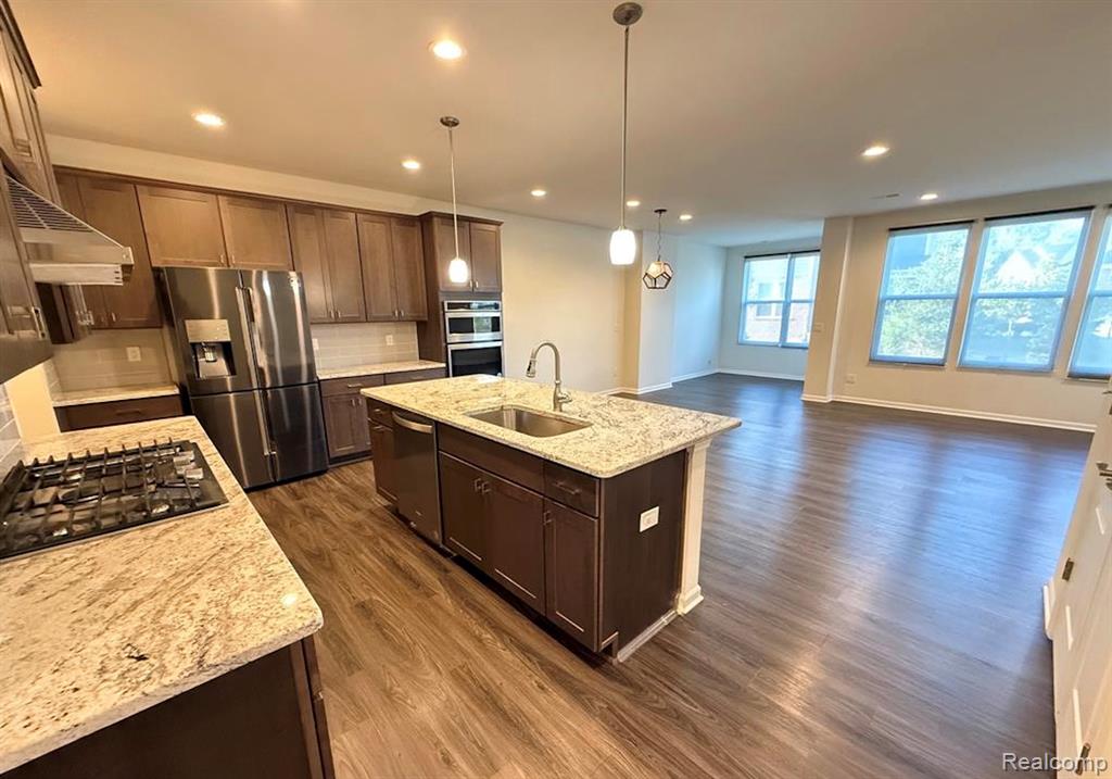 43533 Prospect Lane Novi, MI 48375 - Photo 4 of 9