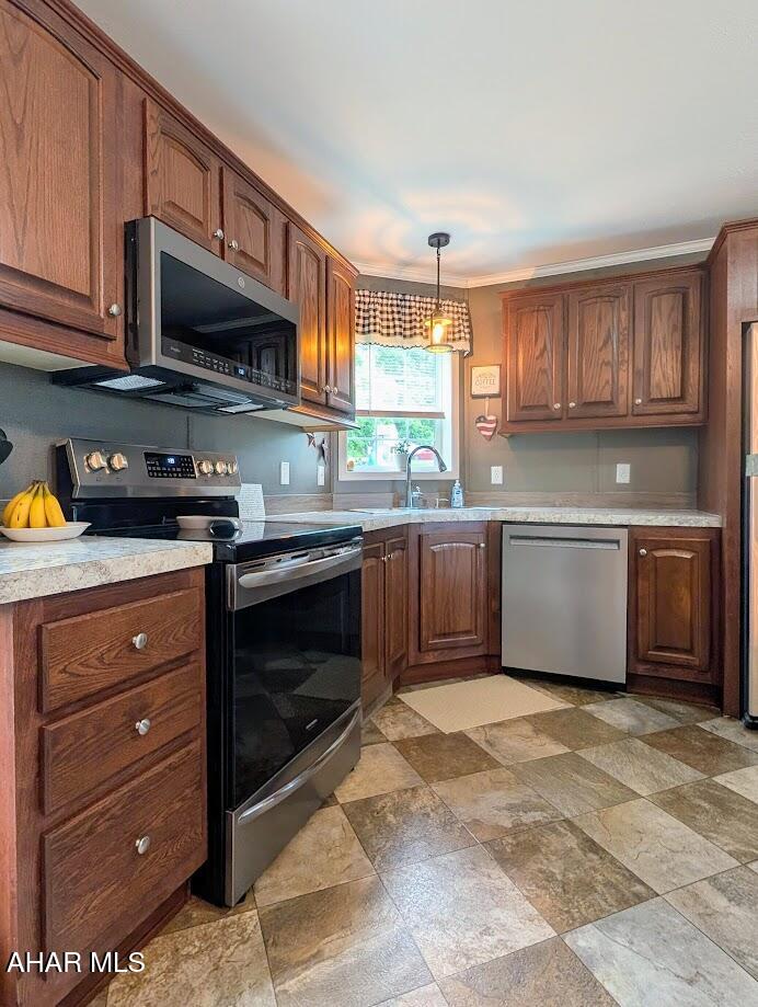 183 Oak Hill Road New Enterprise, PA 16664 - Photo 4 of 70
