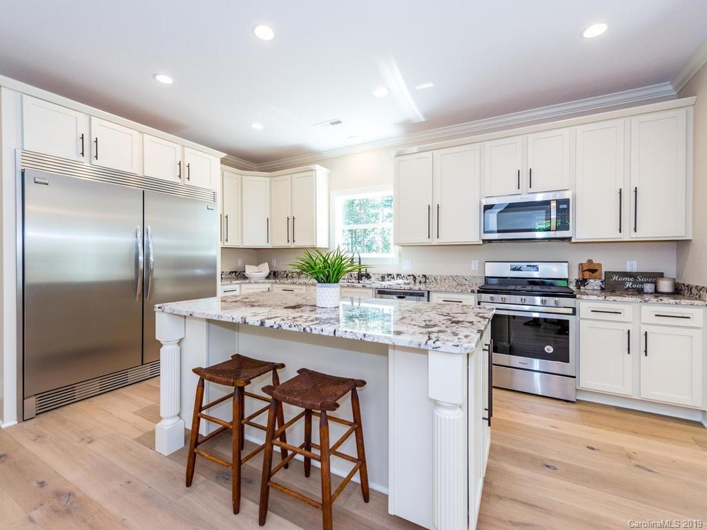 18 Reta Road Fairview, NC 28730 - Photo 11 of 37 Gallery Image 11