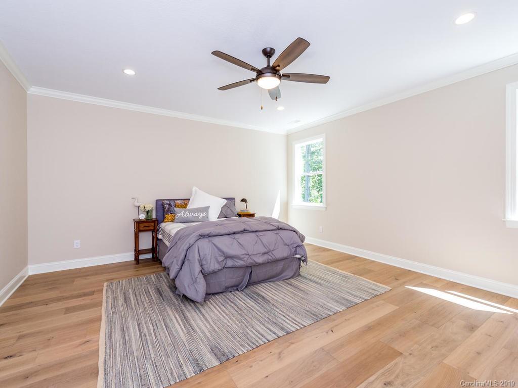 18 Reta Road Fairview, NC 28730 - Photo 15 of 37 Gallery Image 15