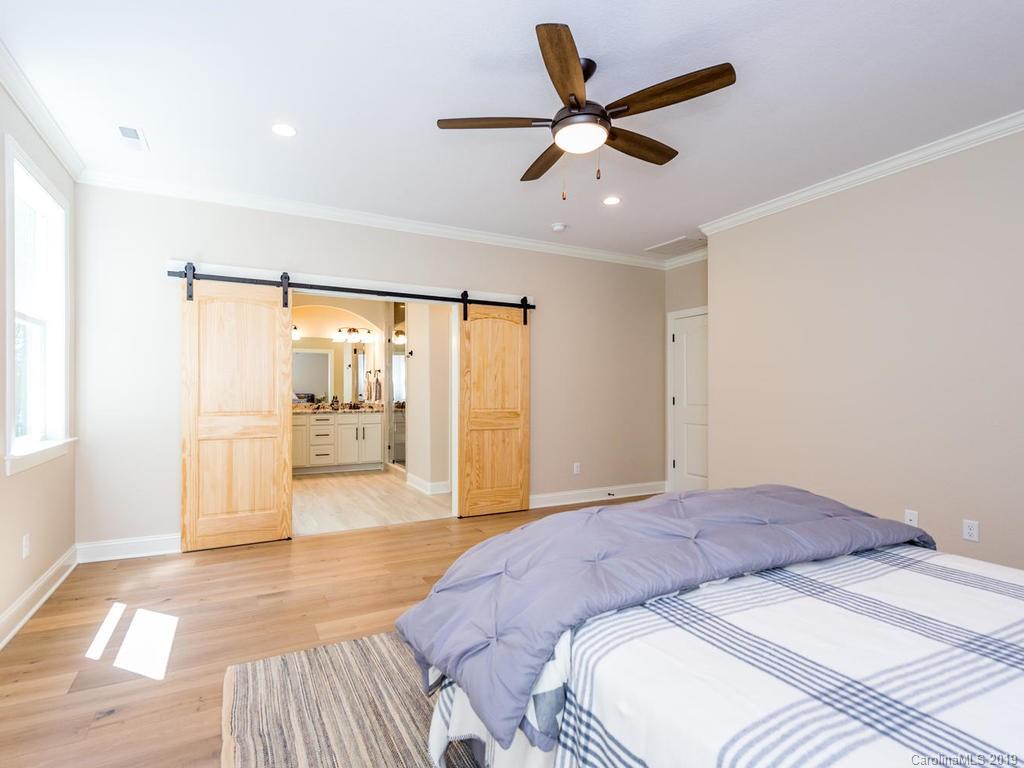 18 Reta Road Fairview, NC 28730 - Photo 17 of 37 Gallery Image 17