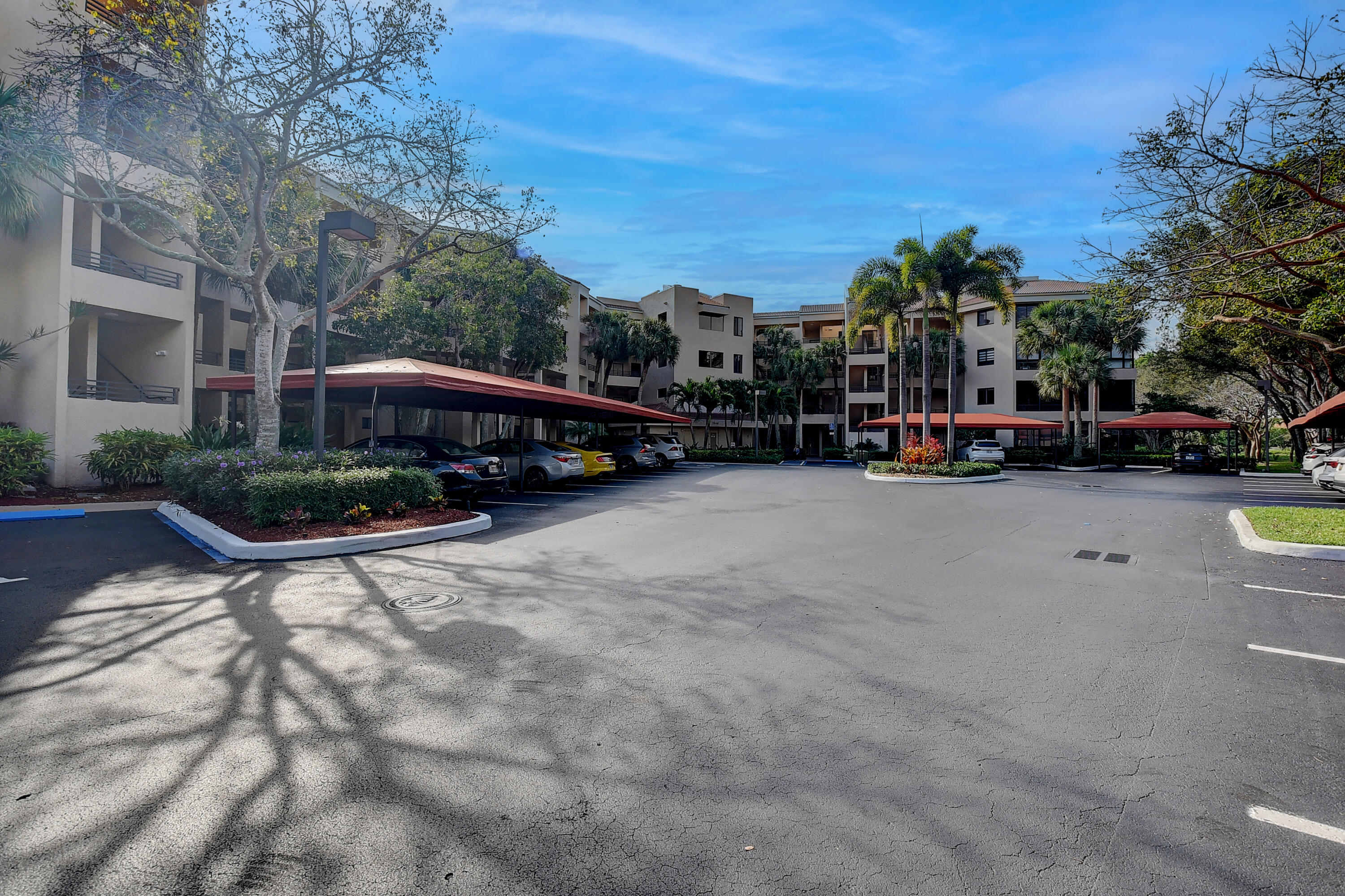 7546 La Paz Boulevard, Unit 103 Boca Raton, FL 33433 - Photo 1 of 40 DSC_9341_2_3_4_5