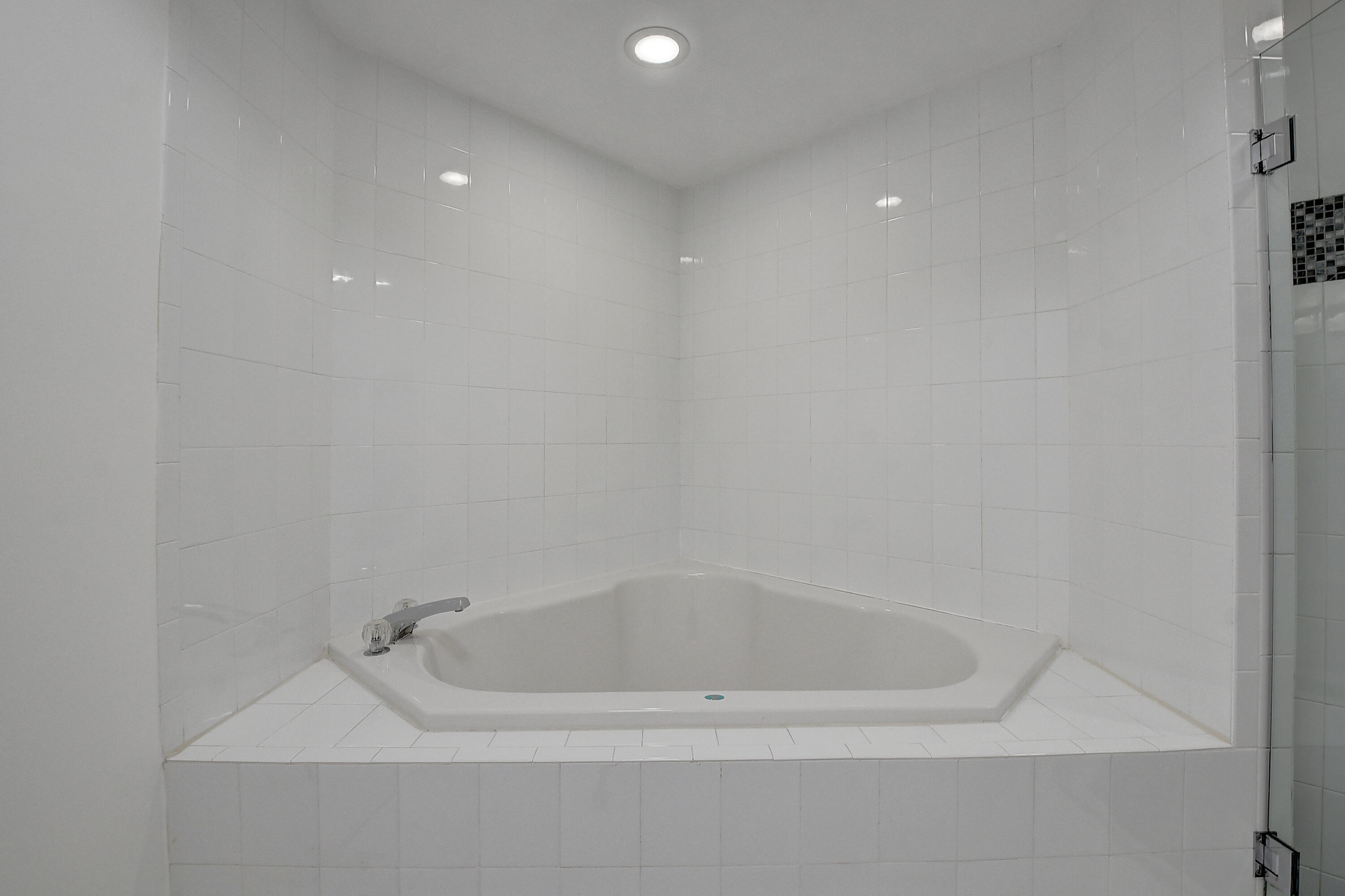 7546 La Paz Boulevard, Unit 103 Boca Raton, FL 33433 - Photo 15 of 40 DSC_9456_57_58_59_60