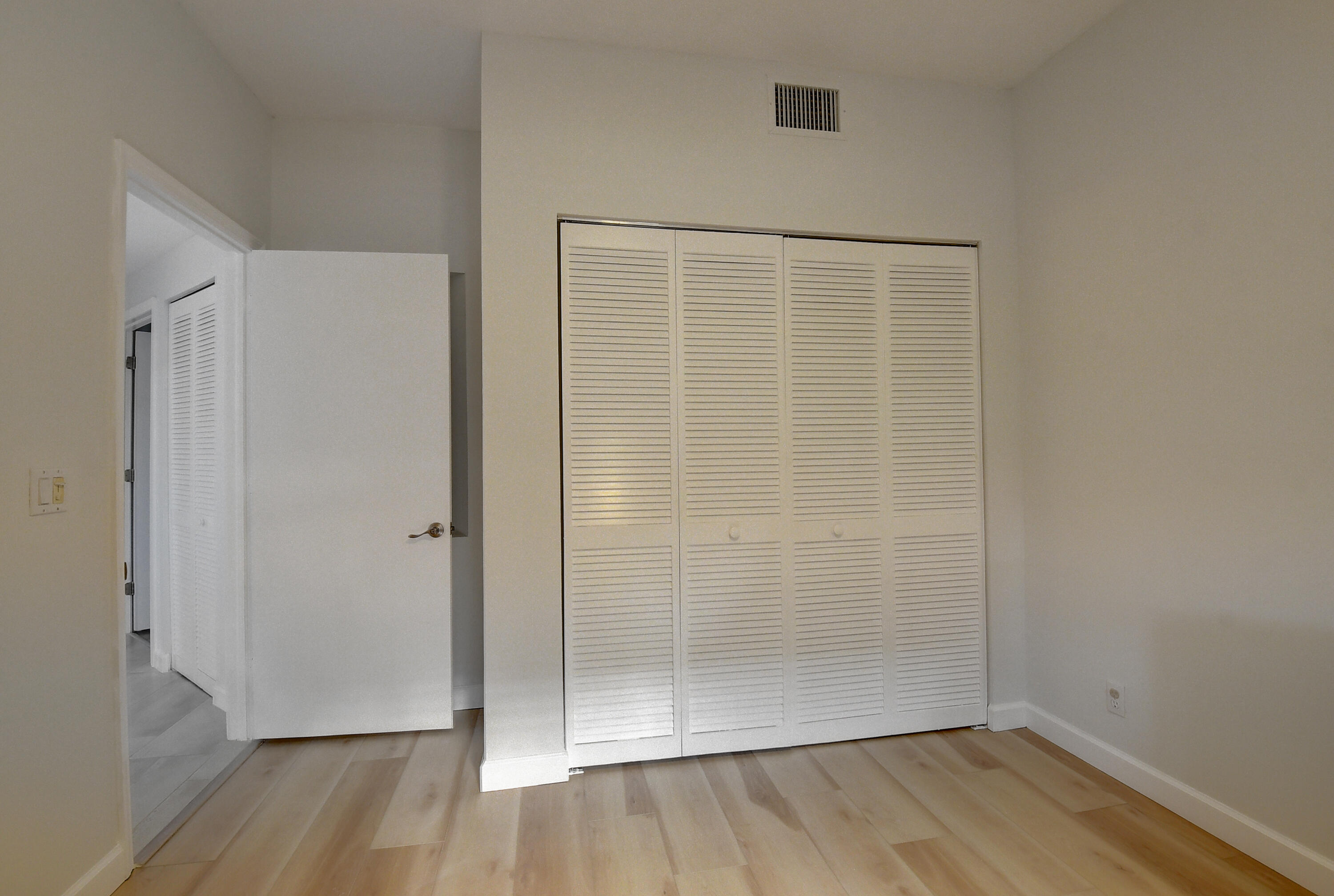 7546 La Paz Boulevard, Unit 103 Boca Raton, FL 33433 - Photo 17 of 40 DSC_9941_2_3_4_5