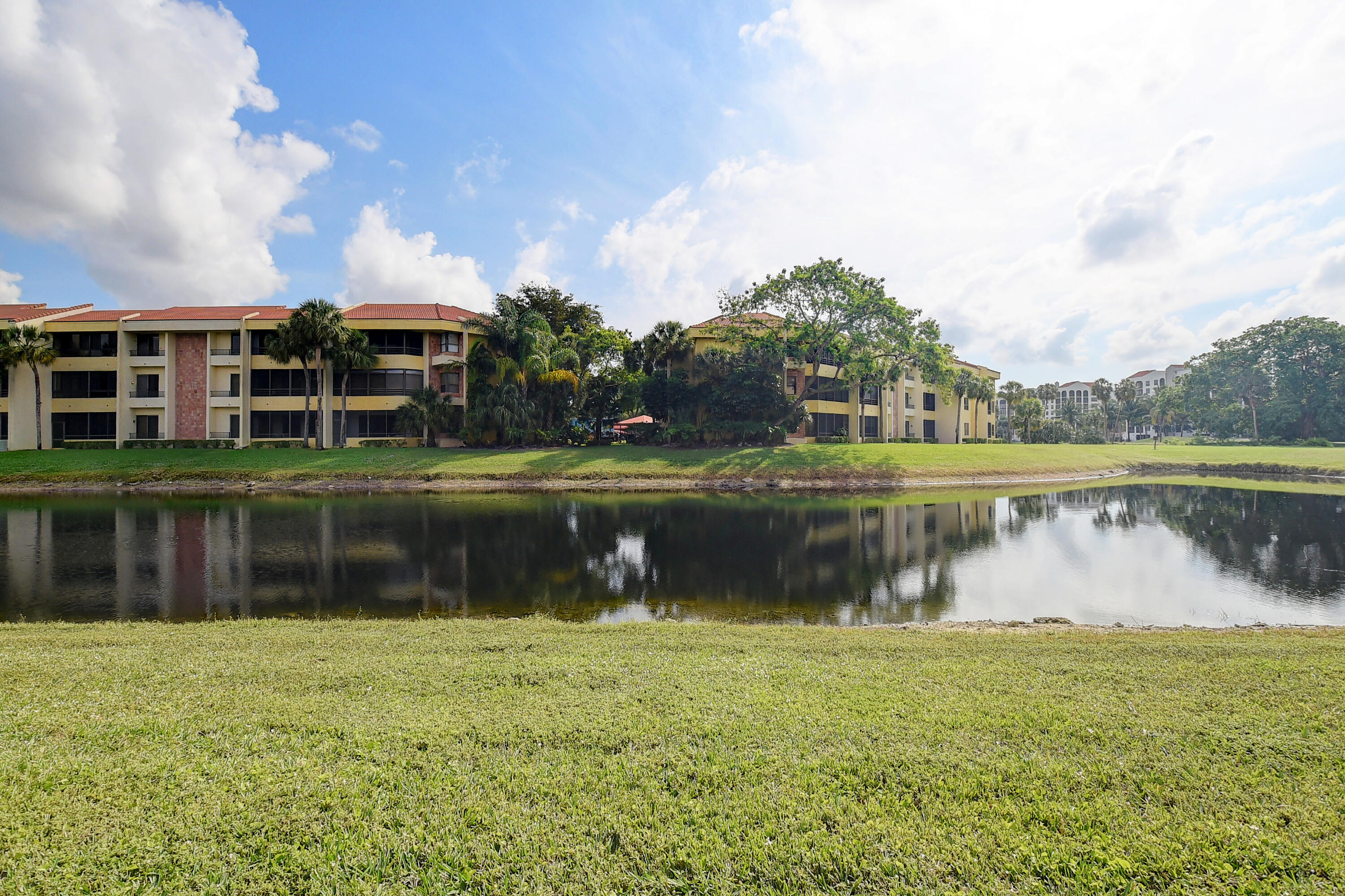 7546 La Paz Boulevard, Unit 103 Boca Raton, FL 33433 - Photo 23 of 40 DSC_9506_07_08_09_10