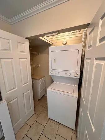 $1,700 | 1423 Ashley River Road, Unit 3D, Charleston, SC 29407