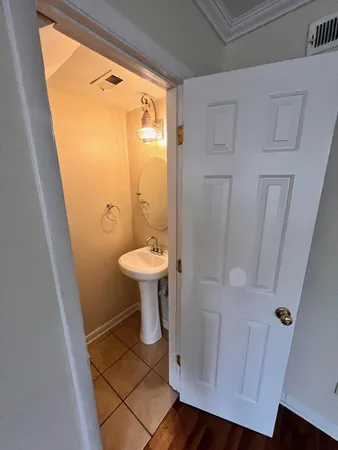 $1,700 | 1423 Ashley River Road, Unit 3D, Charleston, SC 29407