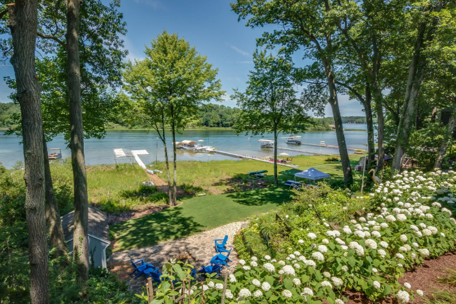 10380 Kings Point Drive Three Rivers, MI 49093 - Photo 6 of 44 10380 Kings Point Dr Three-large-005-52-