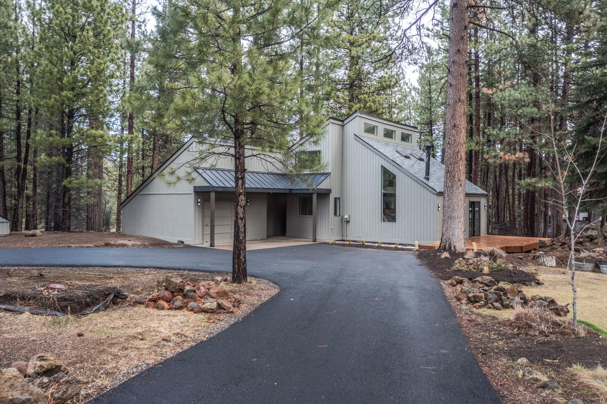 14455 Crossroads Loop Sisters, OR 97759 - Photo 29 of 37