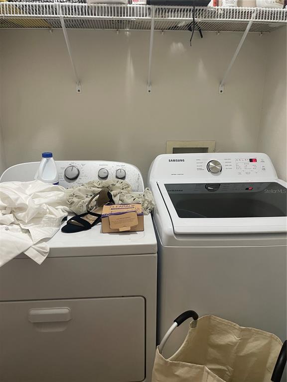 646 Norfolk Street Dunedin, FL 34698 - Photo 7 of 29