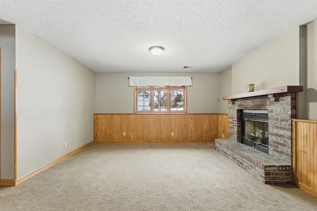 $409,000 | 4093 Vermont Avenue, Eagan, MN 55123