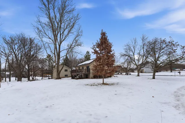 $409,000 | 4093 Vermont Avenue, Eagan, MN 55123