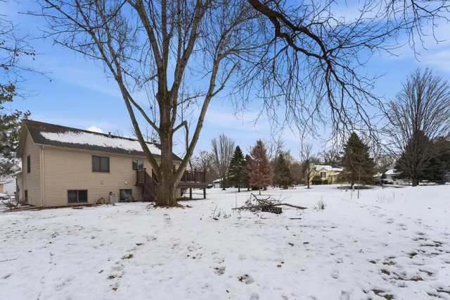 $409,000 | 4093 Vermont Avenue, Eagan, MN 55123