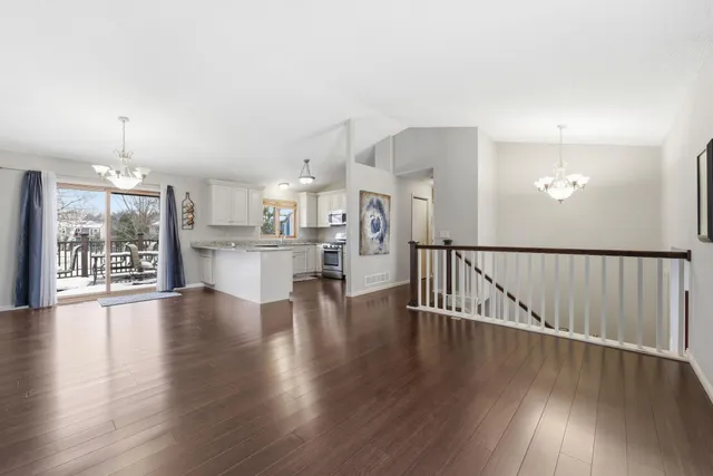 $409,000 | 4093 Vermont Avenue, Eagan, MN 55123