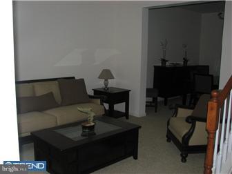 156 Little Mill Road Clementon, NJ 08021 - Photo 10 of 12 Living Room