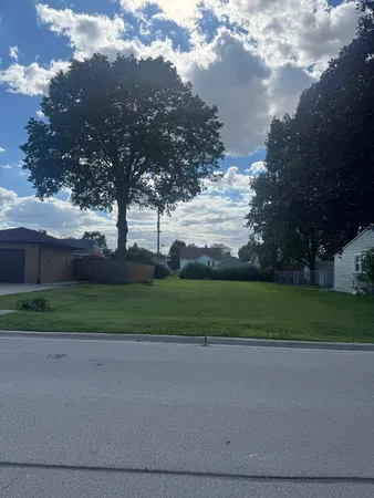 $34,500 | 1721 Dearborn Street, Crest Hill, IL 60403