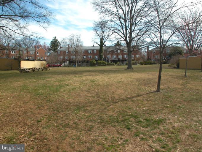 222 Gaywood Road Baltimore, MD 21212 - Photo 3 of 24 a view of a yard with a house