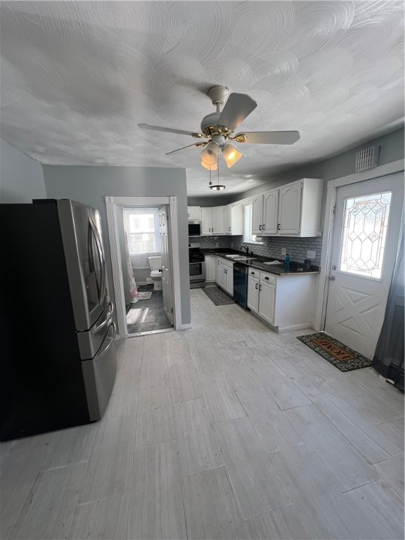 71 Knowles Street Pawtucket, RI 02860 - Photo 8 of 18 Gallery Image 8