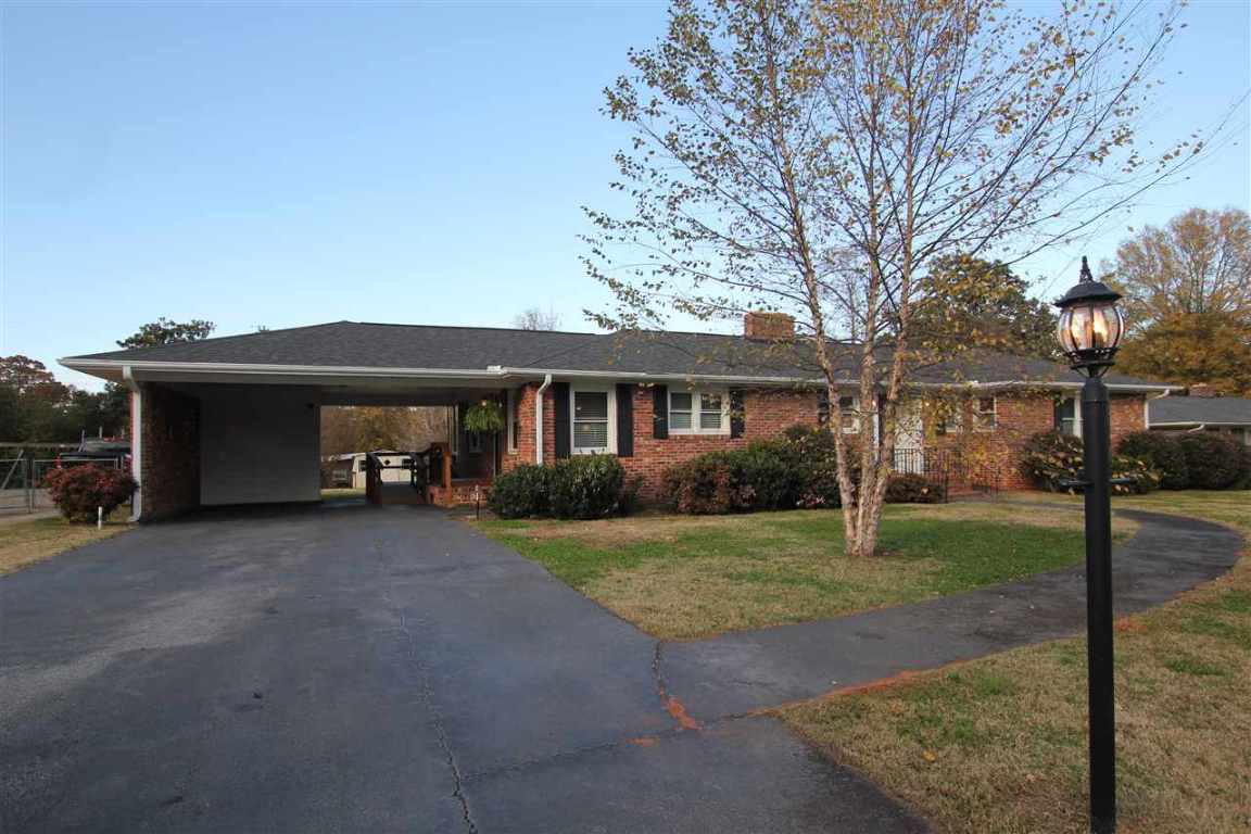 2803 Bellview Road Anderson, SC 29621 - Photo 2 of 24