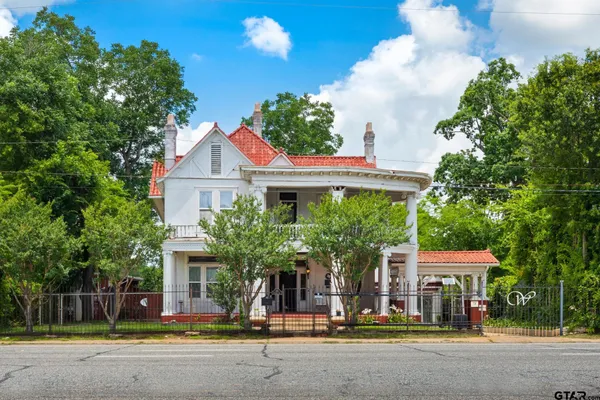 $299,000 | 211 West Grand Avenue, Marshall, TX 75670