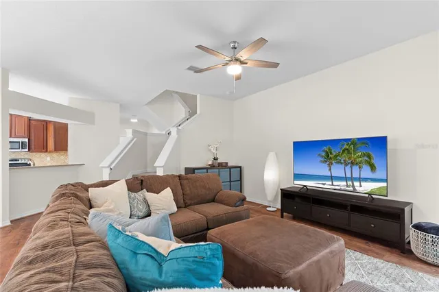 $280,000 | 6714 Breezy Palm Drive, Riverview, FL 33578