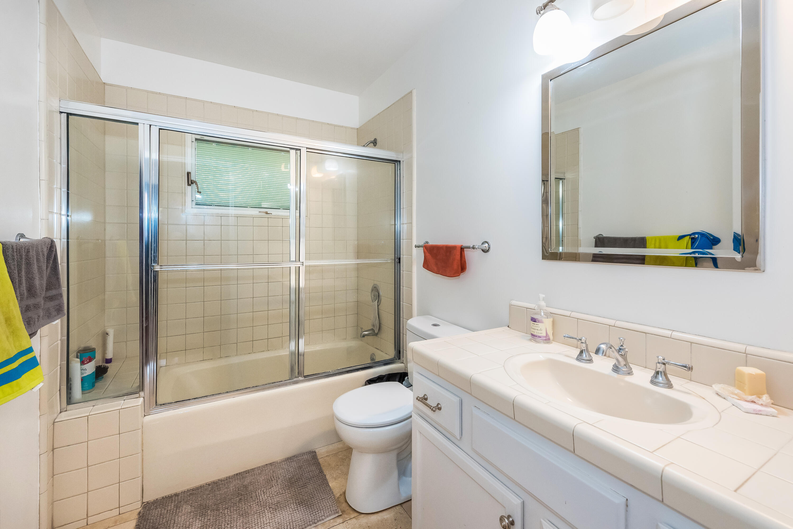 543.5 Arroyo Avenue Santa Barbara, CA 93109 - Photo 11 of 26 1st Bathroom