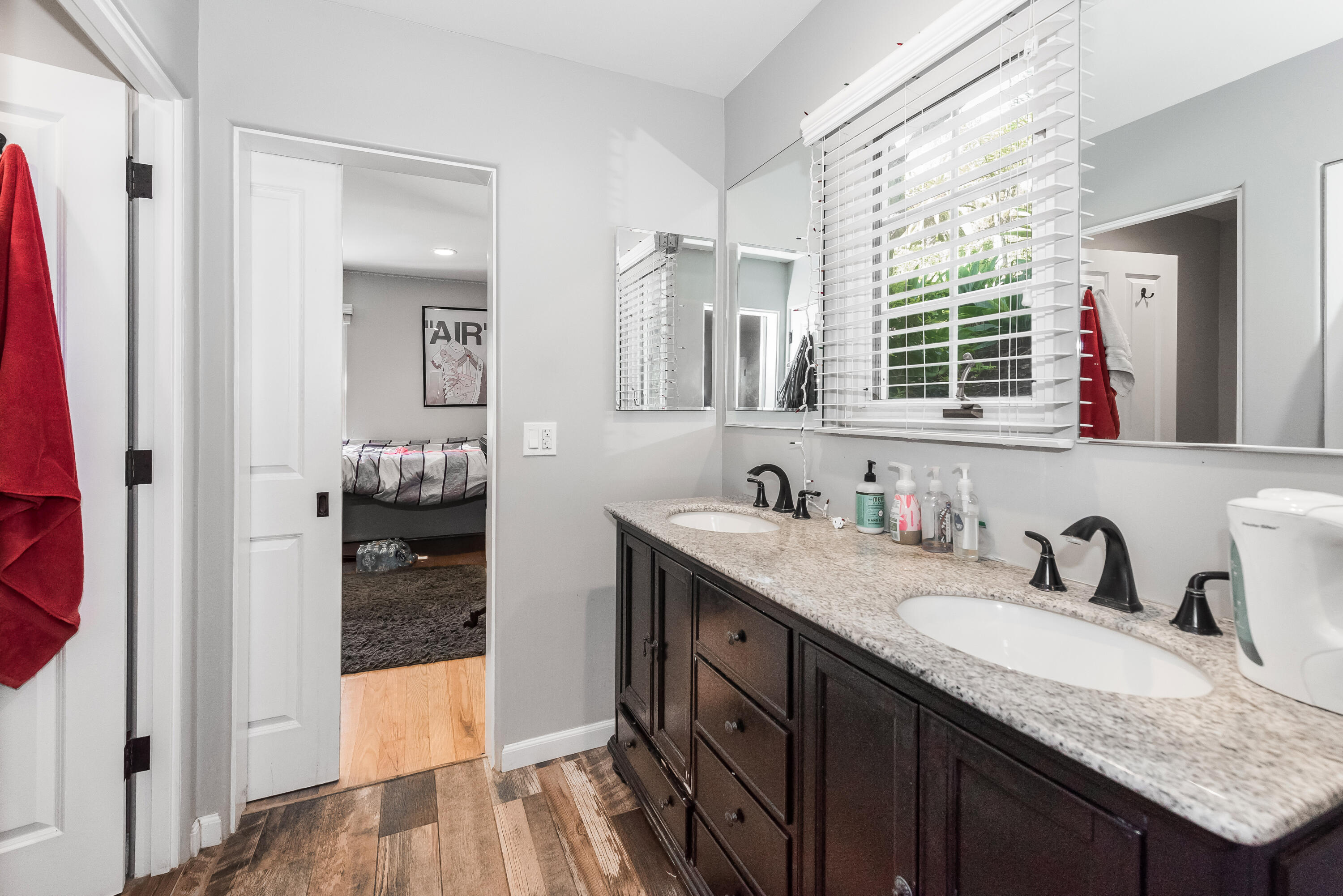 543.5 Arroyo Avenue Santa Barbara, CA 93109 - Photo 17 of 26 4th Bathroom