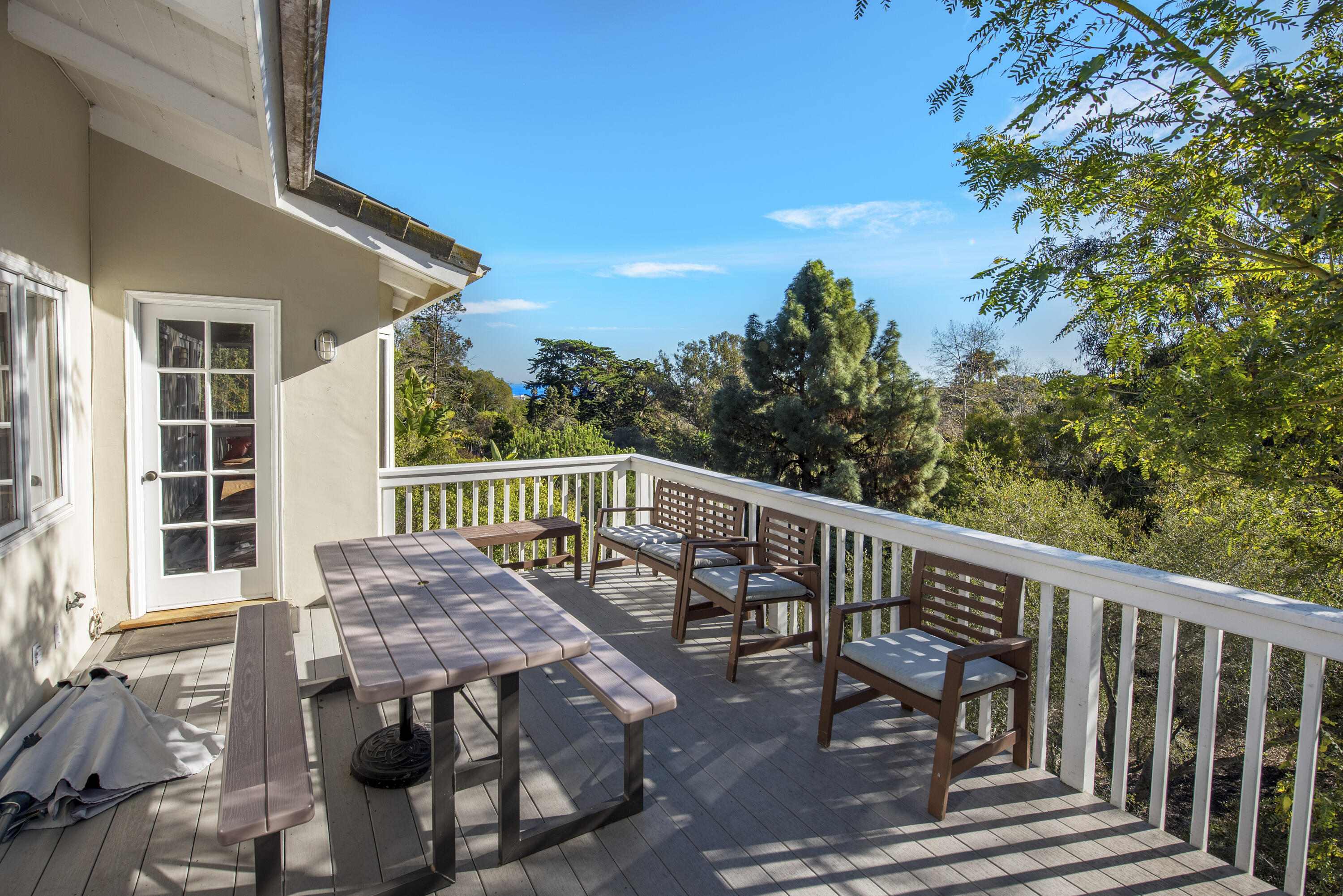 543.5 Arroyo Avenue Santa Barbara, CA 93109 - Photo 7 of 26 1st Deck
