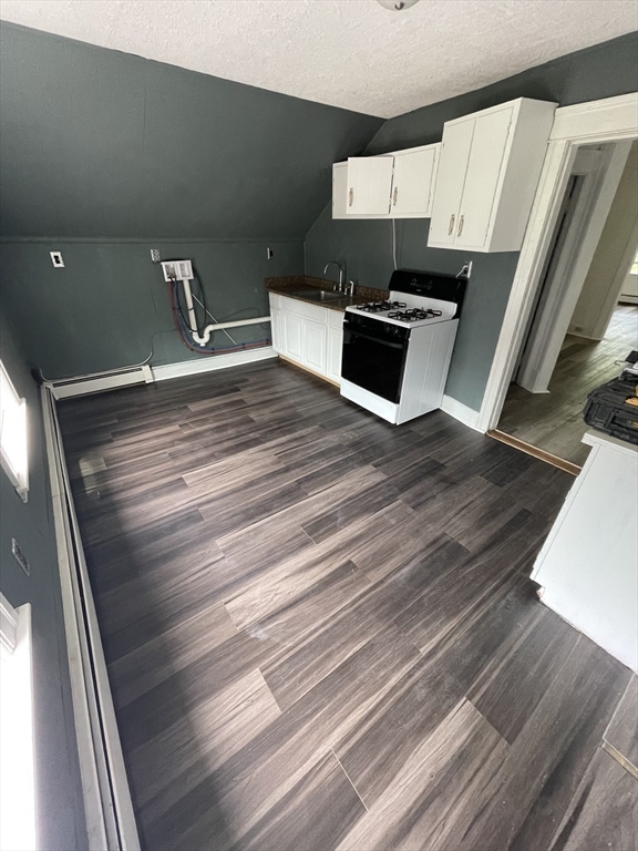 16 Svenson Avenue Worcester, MA 01607 - Photo 3 of 16
