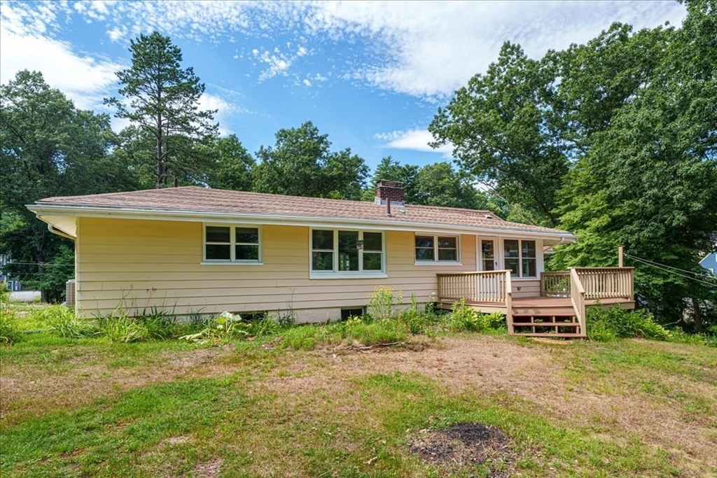 13 Shore Avenue Maynard, MA 01754 - Photo 10 of 23
