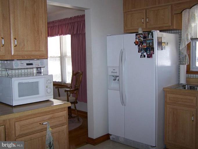 716 East Maple Road Linthicum Heights, MD 21090 - Photo 6 of 8 Kitchen #2