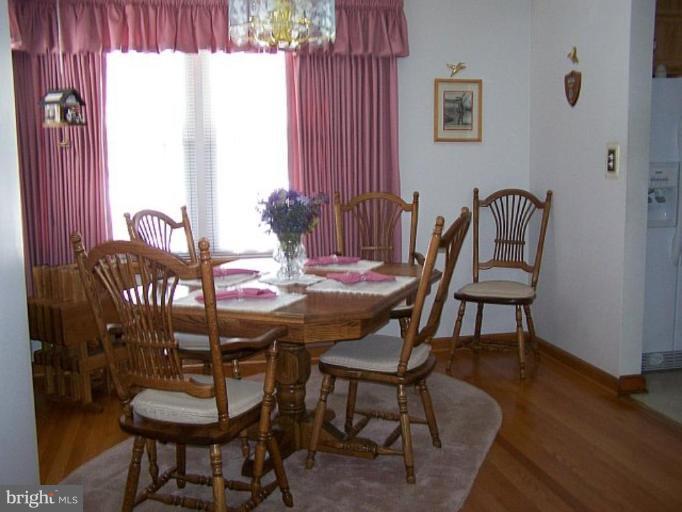 716 East Maple Road Linthicum Heights, MD 21090 - Photo 7 of 8 Dining Room