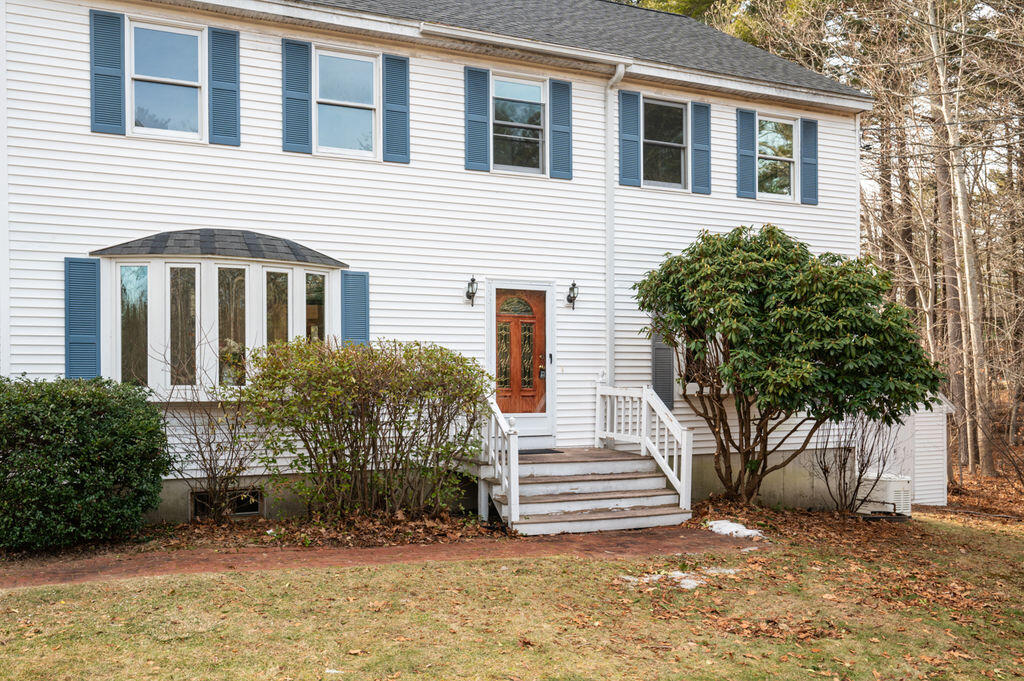 32 Bluestone Lane York, ME 03909 - Photo 3 of 42 DSC_4131