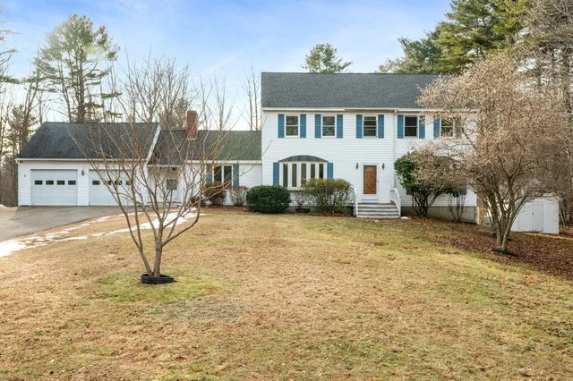 $830,000 | 32 Bluestone Lane, York, ME 03909