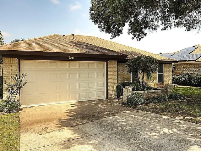 $360,000 | 1031 Boston Boulevard, Bedford, TX 76022